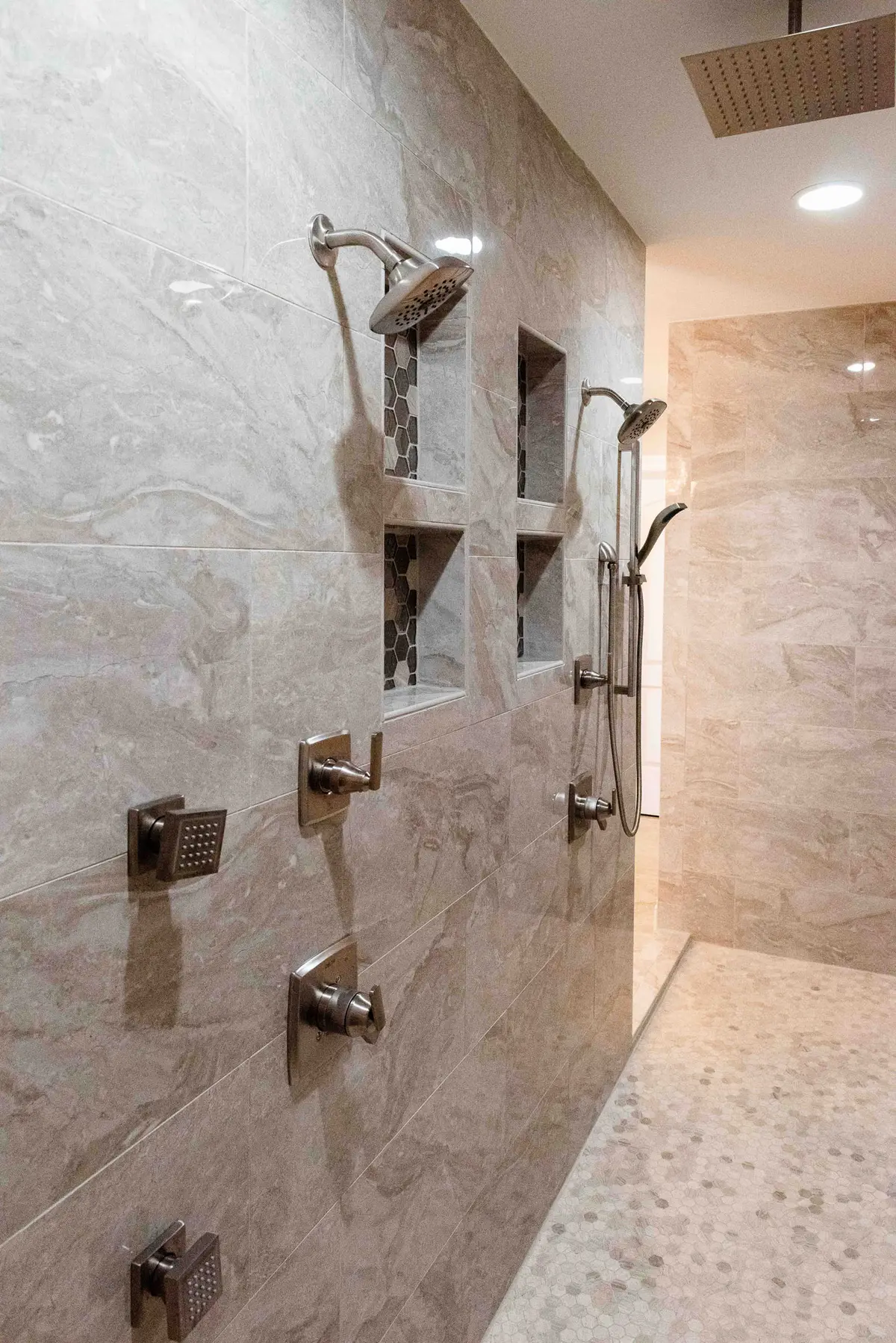 Tiled shower with bench and rain head